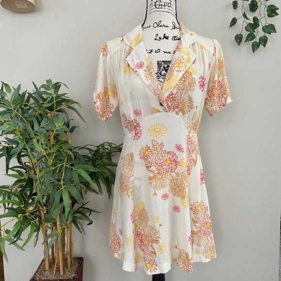 Free People Hawaii Short Sleeve Mini Dress in Cream with Floral - Picture 6 of 15